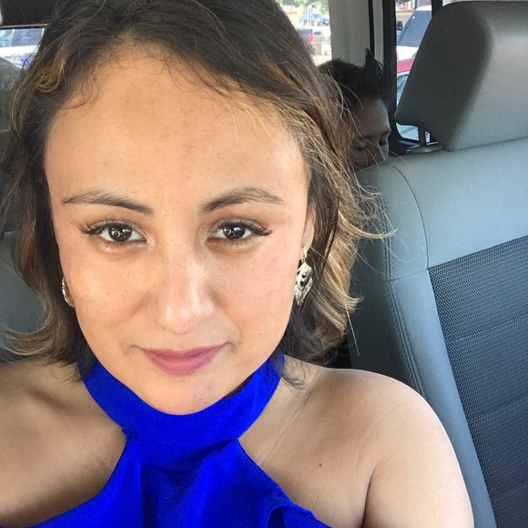 Meet your Posher, Laura - Picture 2 of 2